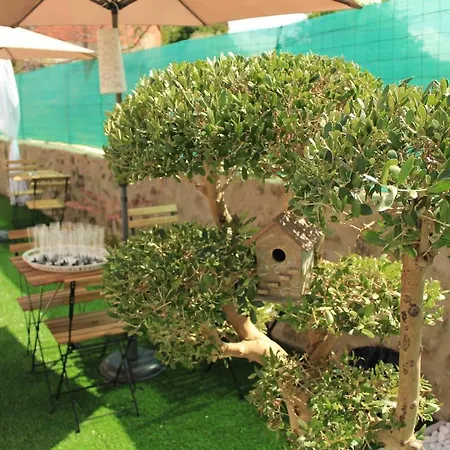 Hotel Emilia'S House - Family Hotel Braga